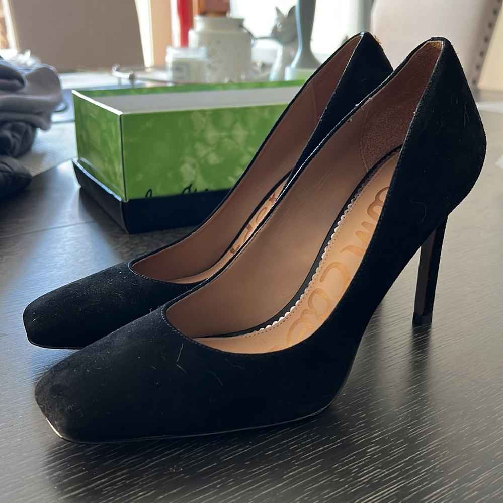 Black Suede Sam Edelman Pumps